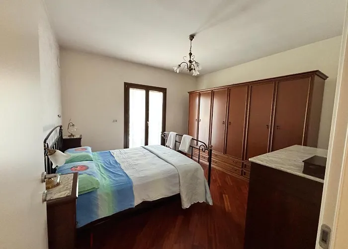 Rosa Villa Rosa Di Martinsicuro